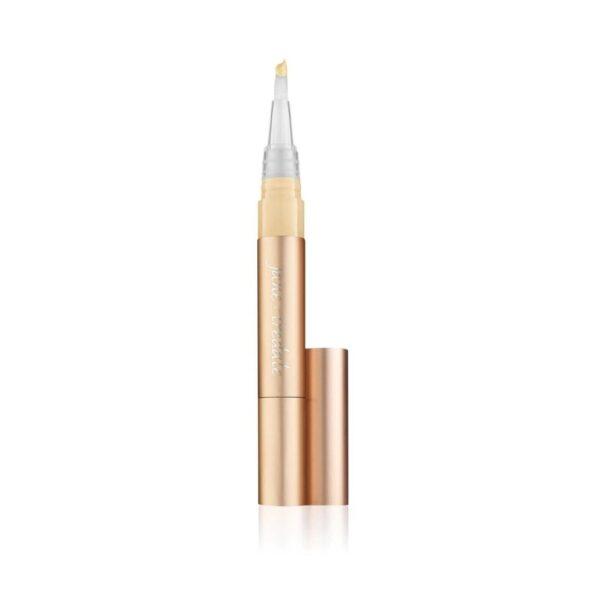 Active Light Under-eye Concealer